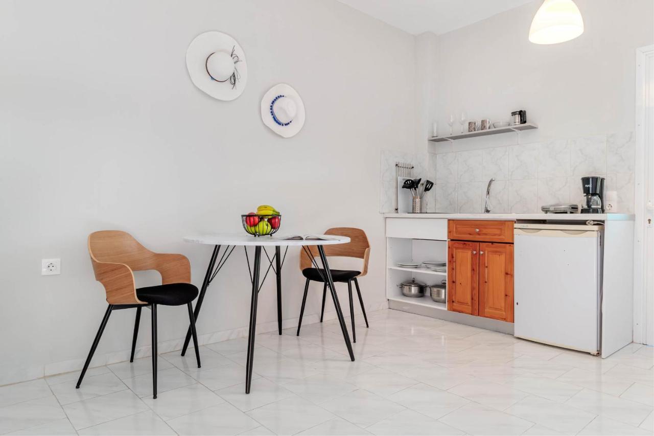 Elena-Stella Apartments أريلاز المظهر الخارجي الصورة
